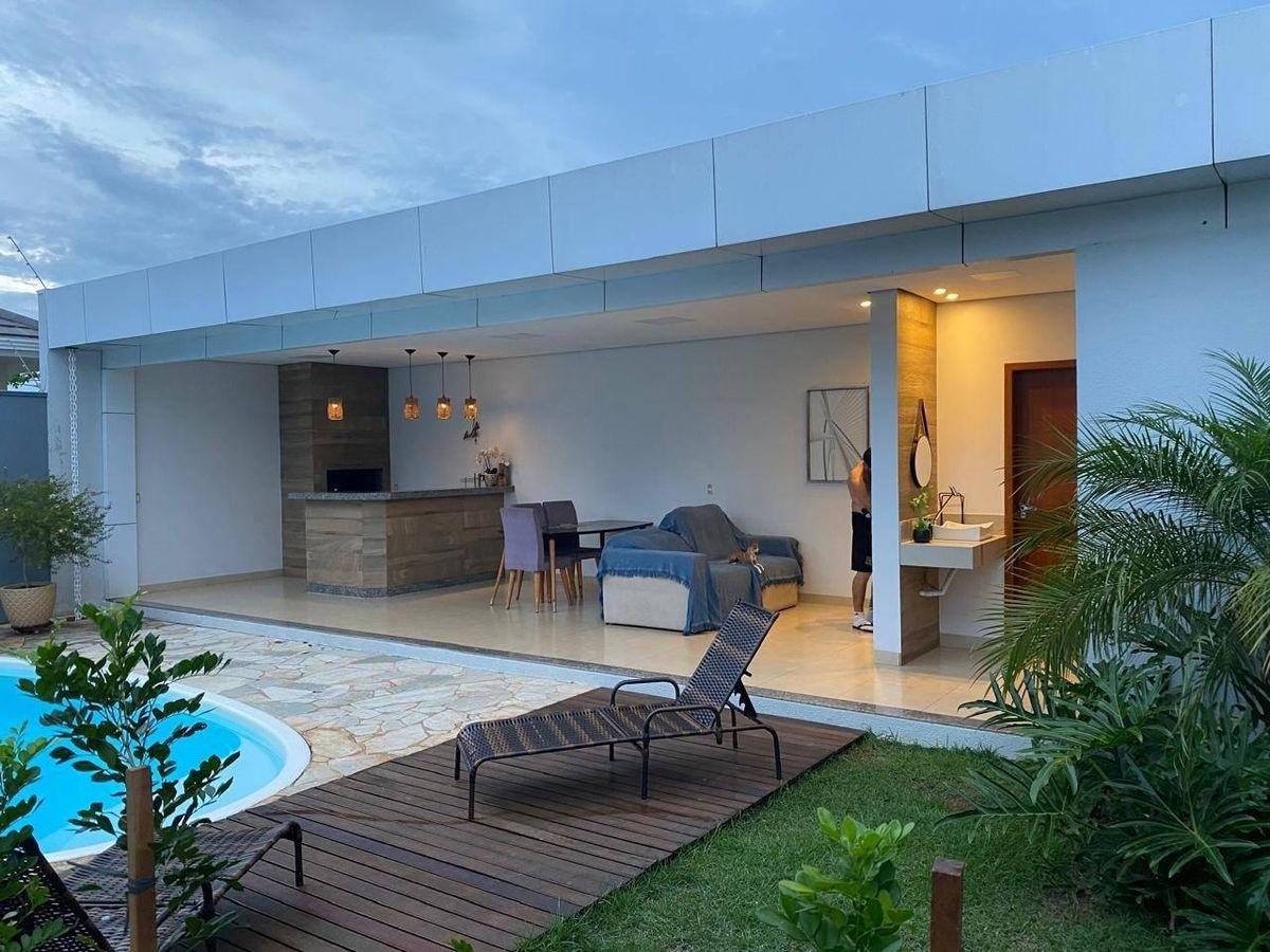 BELISSIMA CASA COM PISCINA NO BELO HORIZINTE - Casa em Belo Horizonte, Sinop - à venda - CASA GOLD IMÓVEIS