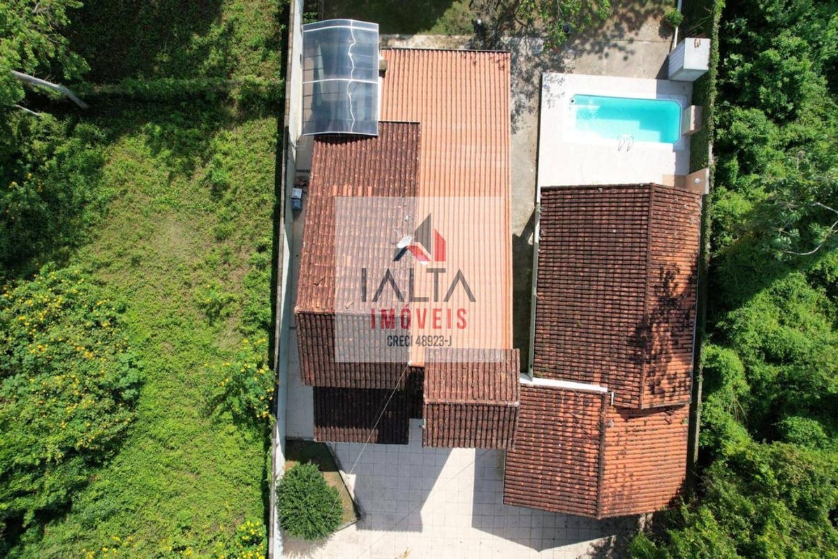 Casa Para Vender com 4 quartos 1 suítes no bairro Morro do Algodão em Caraguatatuba - Casa em Morro do Algodão, Caraguatatuba - à venda - IALTA IMOVEIS LTDA