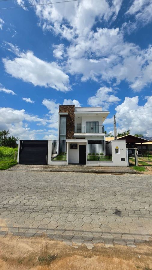 Casa com 3 quartos à Venda, Poço Grande - Gaspar - Casa em Poço Grande, Gaspar - à venda - Tomio Imoveis Ltda