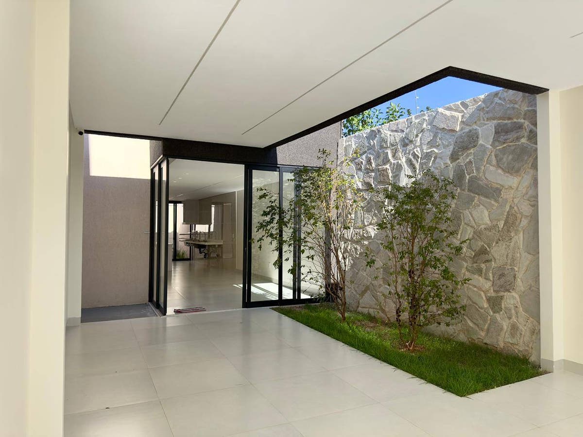 Casa 4 quartos no Jardim Planalto - Casa em Jardim Planalto, Goiânia - à venda - Correia Imóveis