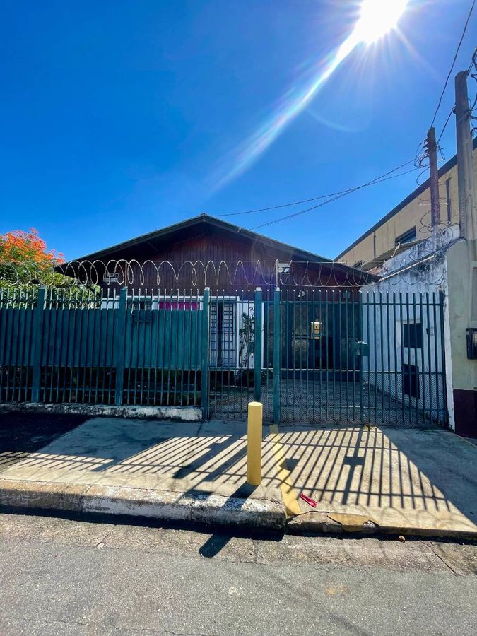 Casa com 3 Quartos à Venda, Campo Alegre - Pindamonhangaba - Casa em Campo Alegre, Pindamonhangaba - à venda - EDSON DERRICO IMOVEIS LTDA
