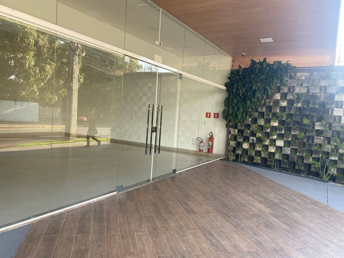PONTO COMERCIAL NO EDIFÍCIO MONET - 20 METR0S DO MERCADO ASSAÌ - Comercial em Setor Residencial Sul, Sinop - para locação - CASA GOLD IMÓVEIS
