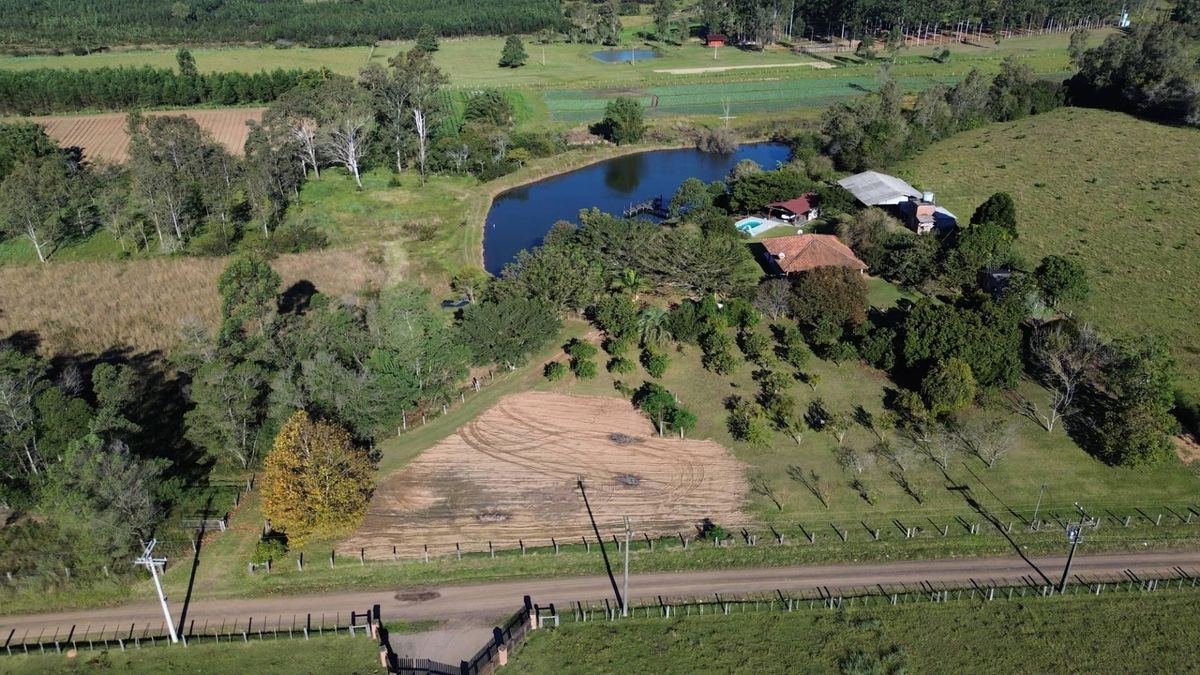 Chácara à Venda com 5,6 Hectares, Bairro Socorro - Portão/Rs - Chácara/sítio em Socorro, Portão - à venda - UNICA NEGOCIOS IMOBILIARIOS LTDA