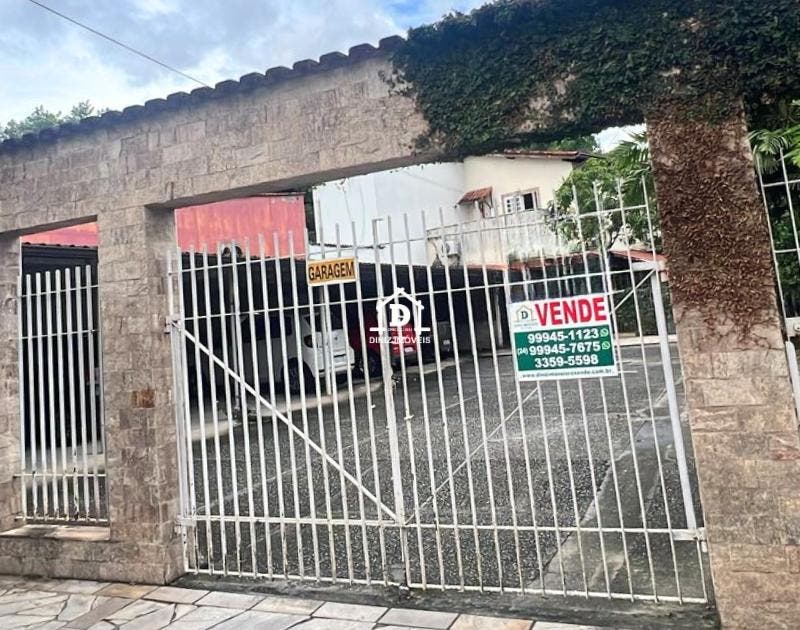 Casa à venda no bairro Campos Eliseos em Resende/RJ- 1 quarto - Casa em Campos Elíseos, Resende - à venda - A. Salgado G. Diniz Imóveis Eireli