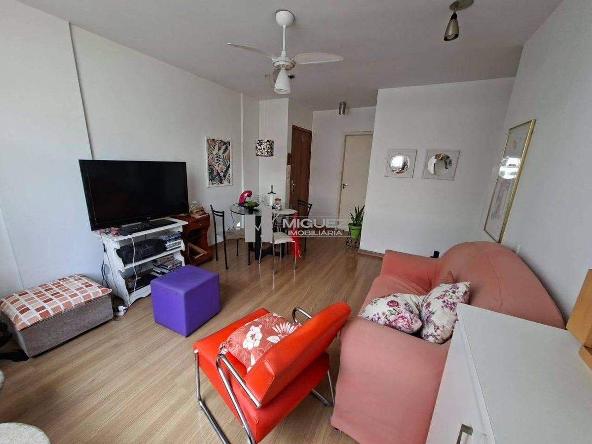 Apartamento a venda, Tijuca, Rua Araújo Pena, sala em 2 ambientes, 2 quartos, banheiro social, ampla cozinha, 1 vaga de garagem, Próximo ao Largo da Segunda-feira e estação da São Francisco Xavier. - Apartamento em Tijuca, Rio de Janeiro - à venda - MIGUEZ IMOBILIÁRIA