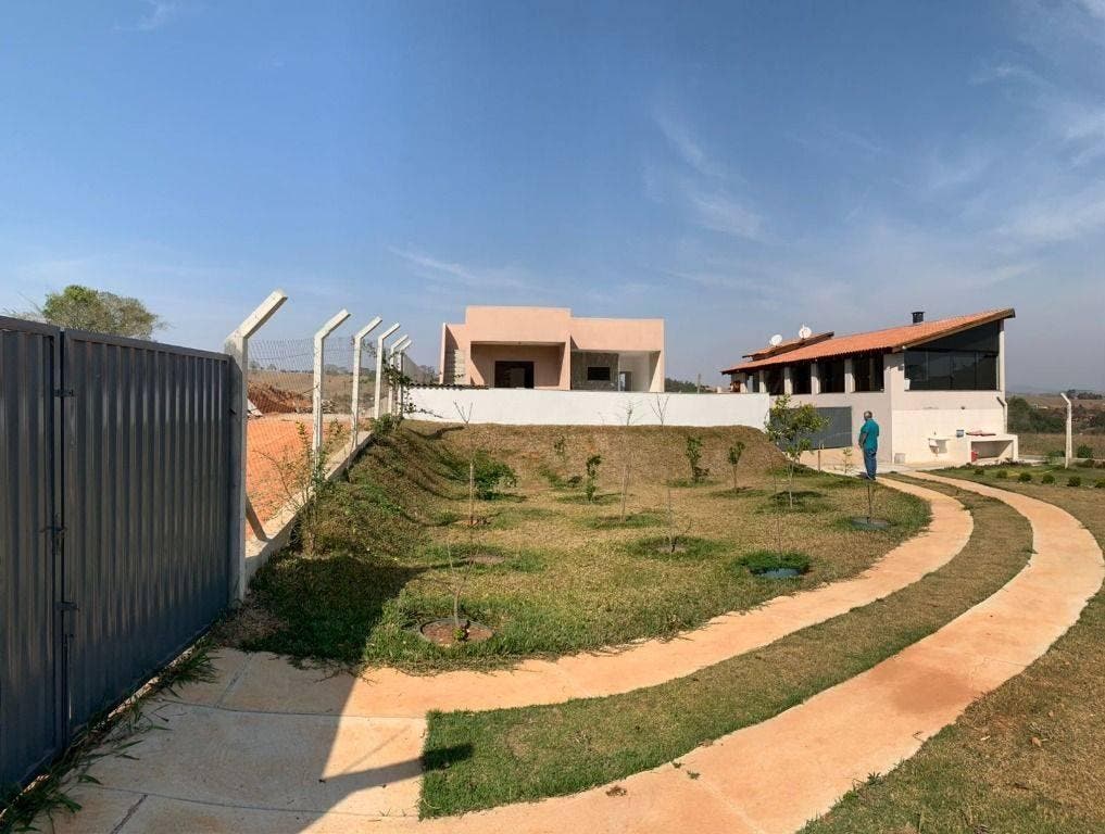 🌾, Sítio, Venda , 770.000,00 , Área Rural de Pouso Alegre, Pouso Alegre - Mg, com 4 Quartos, 3 Suítes, 3 Banheiros, 1512 ~ Ch0033 - Sítio em Área Rural de Pouso Alegre, Pouso Alegre - à venda - IMOBILIÁRIA VLT IMÓVEIS LTDA