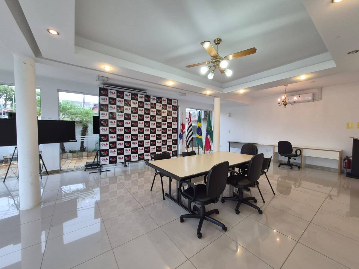 Comercial à Venda, Centro - Pindamonhangaba - Comercial em Centro, Pindamonhangaba - à venda - EDSON DERRICO IMOVEIS LTDA