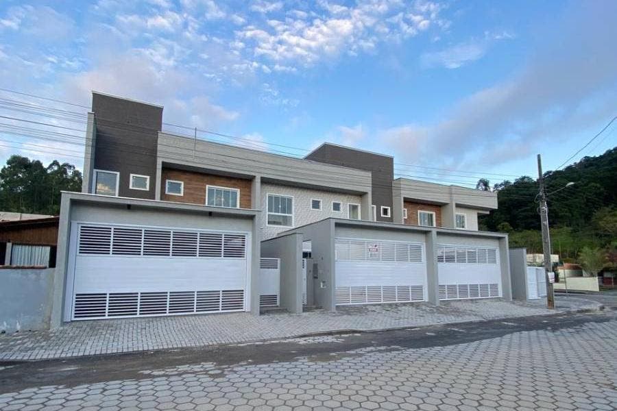 Sobrado Geminado - Casa em Amizade, Jaraguá do Sul - à venda - Spaço Imóveis