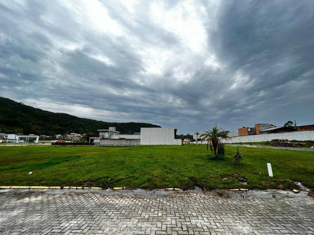 Acqua de Zimbros Terreno à venda Condomínio fechado Zimbros Bombinhas SC - Lote/Terreno em Sertãozinho, Bombinhas - à venda - Imobiliária Rota do Sol