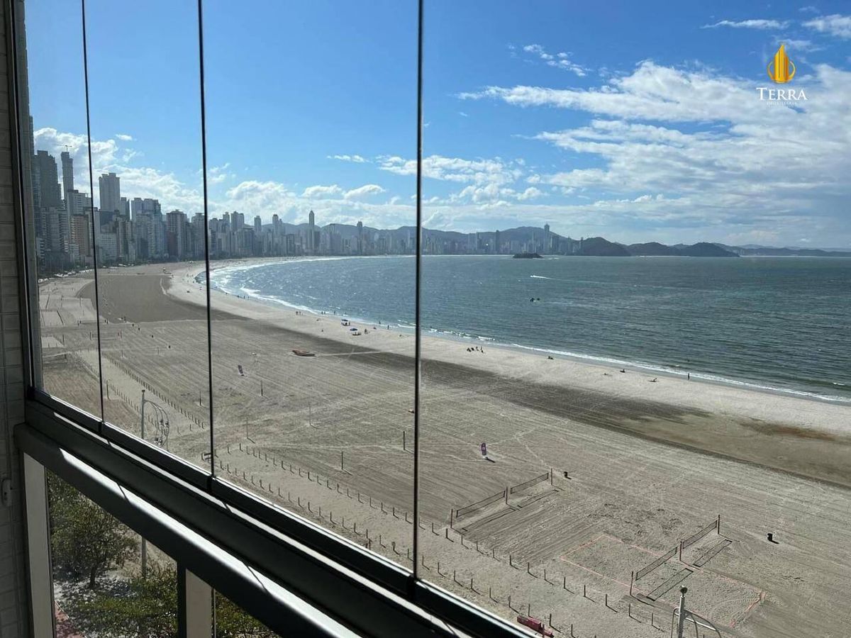 Apartamento frente mar a venda no Edifício Teorema localizado no Centro em Balneário Camboriú. - Apartamento em Centro, Balneário Camboriú - à venda - IMOBILIÁRIA TERRA ITAJAI LTDA