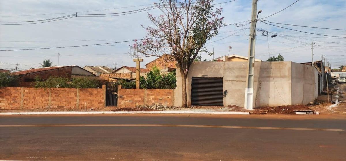 Comercial com 1 quarto, Residencial Dona IIza - Rio Verde - Comercial em Residencial Dona IIza, Rio Verde - para locação - IMOBILIARIA REI EMPREENDIMENTOS S/S LTDA