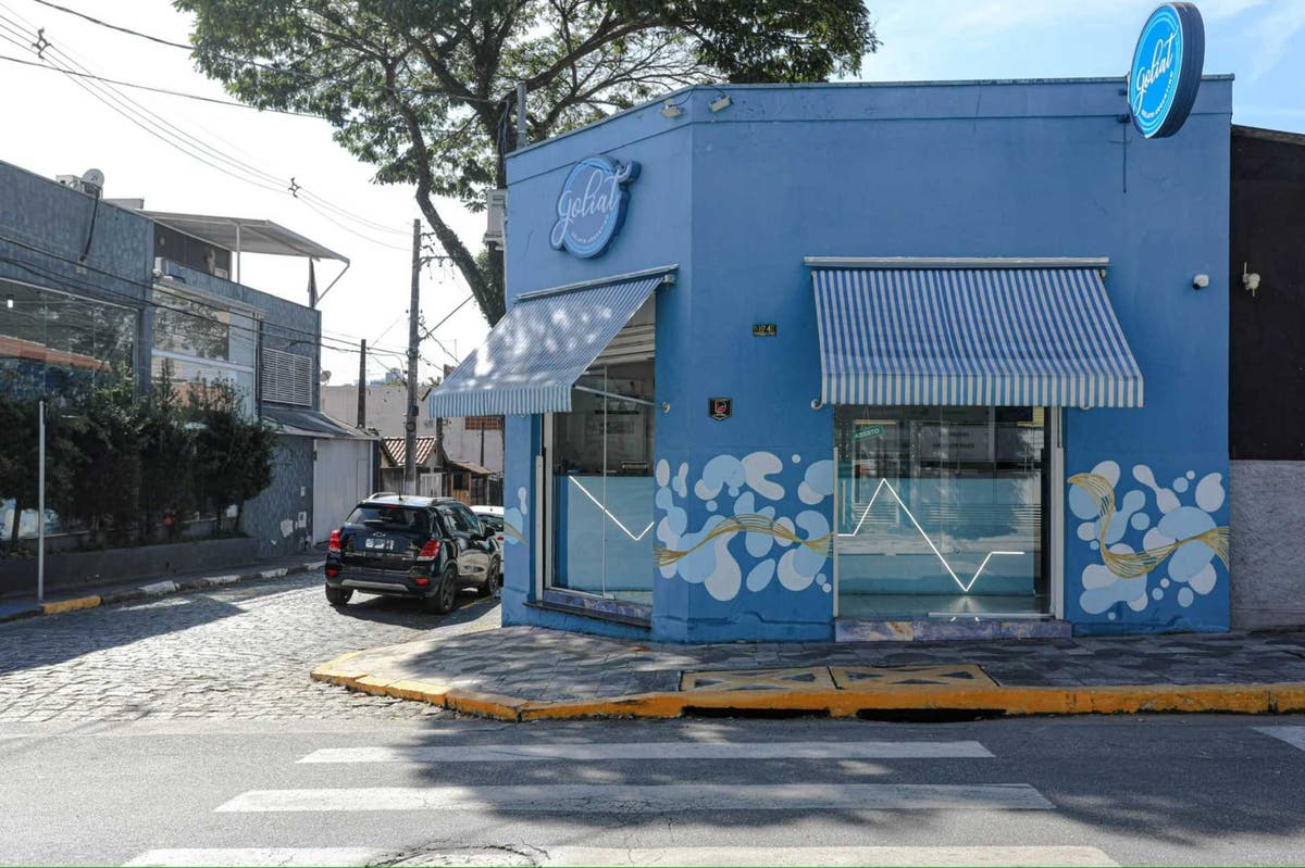 Aluga prédio comercial 143metros Suzano SP - Prédio em Vila Costa, Suzano - para locação - ComBrasil Negócios Imobiliários Ltda
