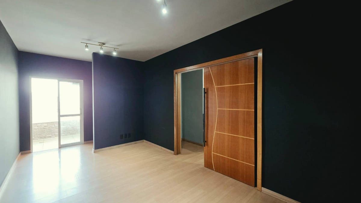 Apartamento com 2 quartos para Locação, Tabaú - Pindamonhangaba - Apartamento em Tabaú, Pindamonhangaba - para locação - EDSON DERRICO IMOVEIS LTDA
