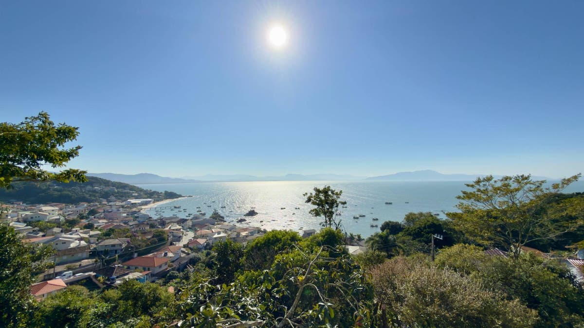 🏡 Casa com Vista Deslumbrante no Canto dos Ganchos | Terreno de 1.281,77 m² - Casa em Canto dos Ganchos, Governador Celso Ramos - à venda - ADMIR MIRANDA NEGÓCIOS IMOBILIARIOS