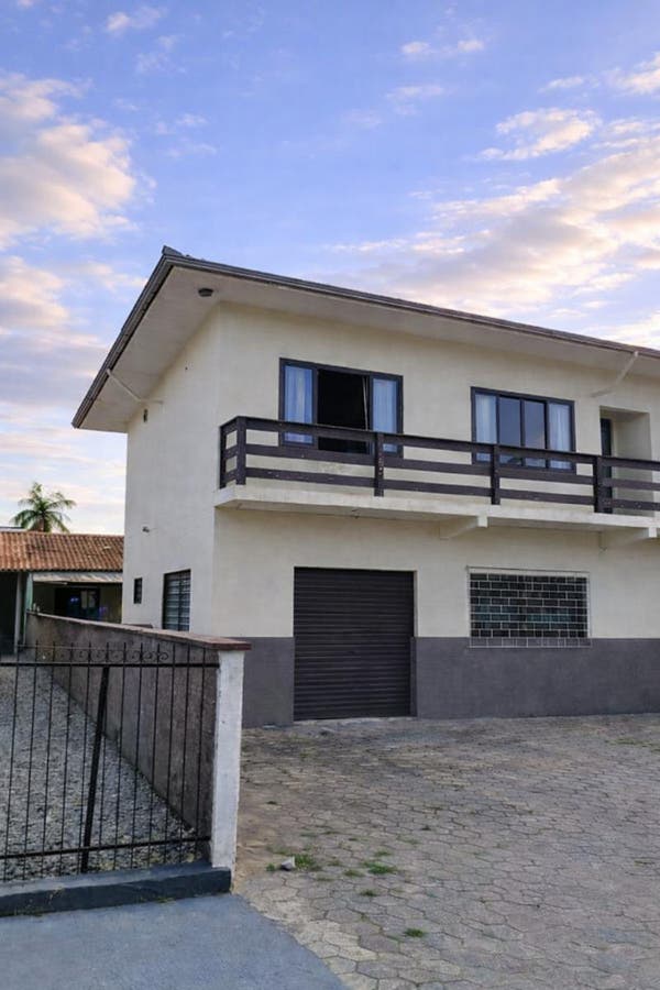 Sobrado no bairro João Costa - Sobrado em João Costa, Joinville - à venda - H7 Imóveis Ltda