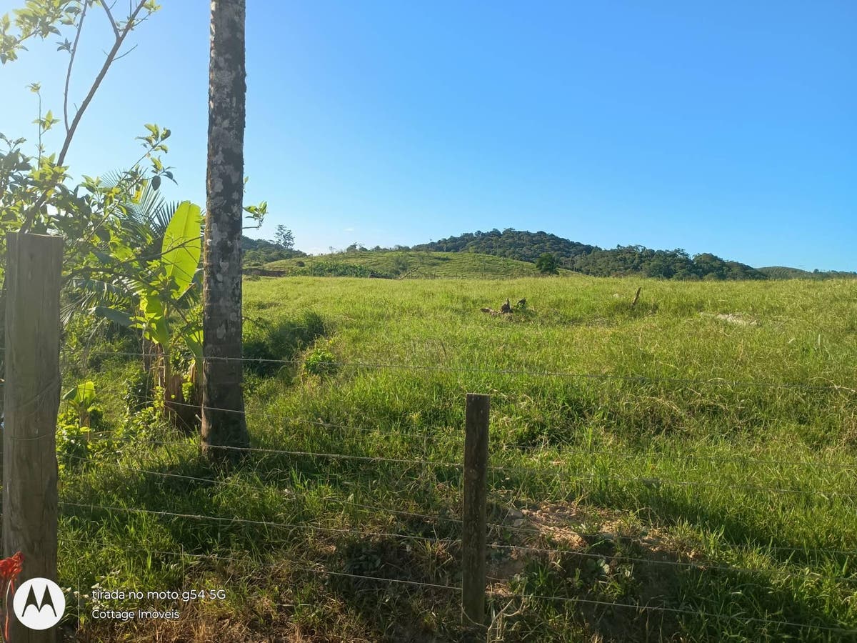 ALUGA-SE CHÁCARA- GUAMIRANGA-ARAQUARI - Sítio em Guamiranga, Araquari - para locação - Cottage Imóveis ~ Creci 5946J