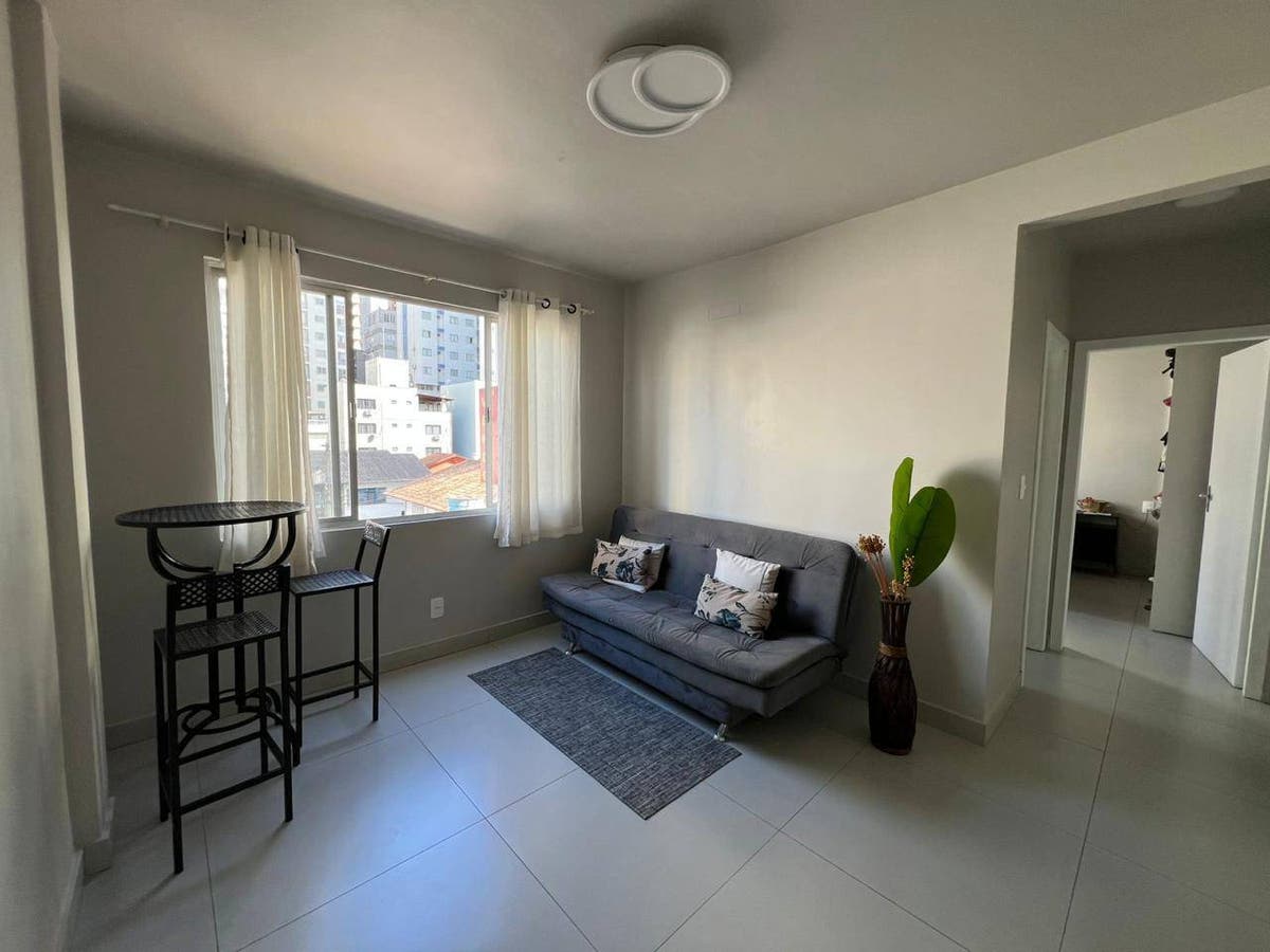 🌊✨ Apartamento à venda na quadra do mar em Balneário Camboriú 55m² ✨🌊 - Apartamento em Centro, Balneário Camboriú - à venda - GJ Imóveis LTDA