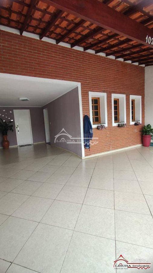 (CM) CASA NO JQ BRASIL A VENDA JACAREI SP - Casa em Jardim Santa Maria, Jacareí - à venda - LISURA IMÓVEIS