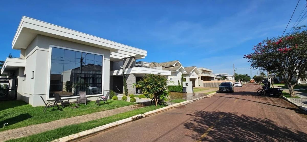 Casa com 3 quartos, 3 suítes - Condomínio Ilha Bela, Sorriso