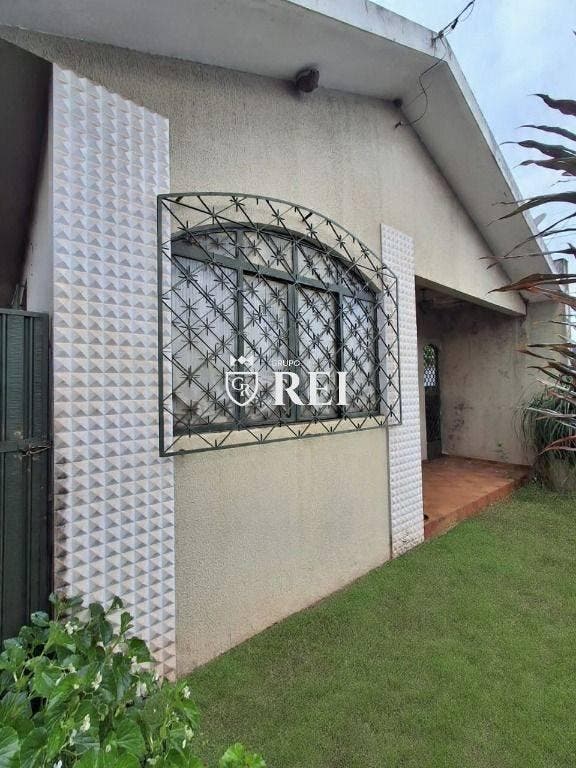 Casa com 3 dormitórios à venda, 303 m² por R$ 1.200.000,00 - Setor Central - Rio Verde/GO - Casa em Setor Central, Rio Verde - à venda - IMOBILIARIA REI EMPREENDIMENTOS S/S LTDA