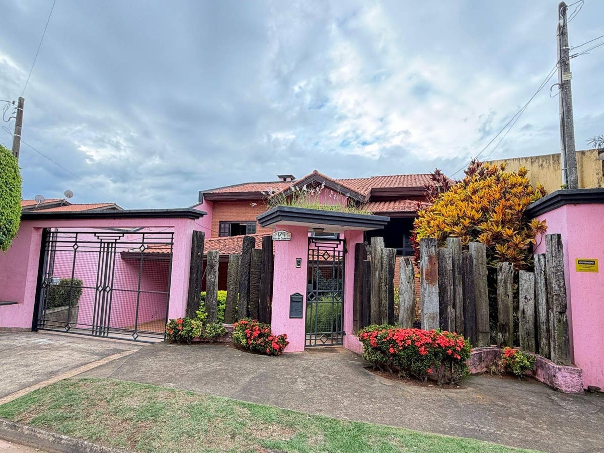Casa Completa com 4 Quartos, 6 Banheiros e Área Gourmet em Atibaia - Casa em Jardim dos Pinheiros, Atibaia - à venda - Di Casa Imóveis Atibaia LTDA