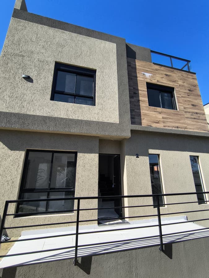 Sobrado Triplex bairro Bairro Alto 276 - Sobrado em Bairro Alto, Curitiba - à venda - EVALGRANDE CONSULTORIA IMOBILIARIA LTDA
