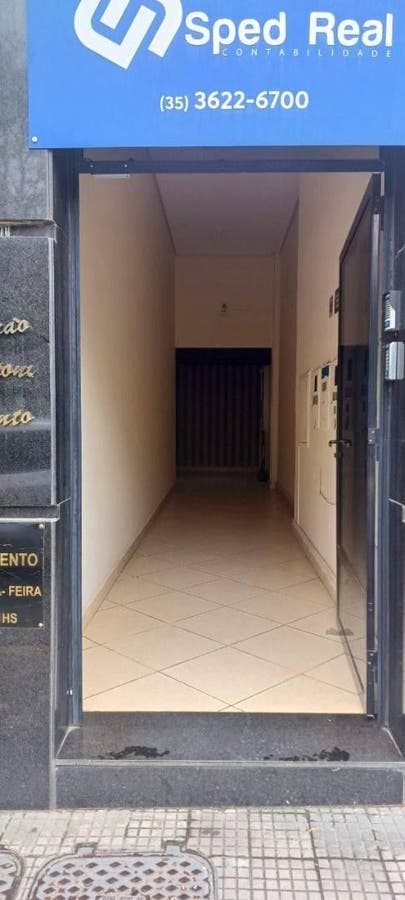 Ponto comercial com localização privilegiada, 44 m² por R$ 3.700/mês - Centro - Itajubá/MG - Comercial em Centro, Itajubá - para locação - Colibri Imóveis Ltda