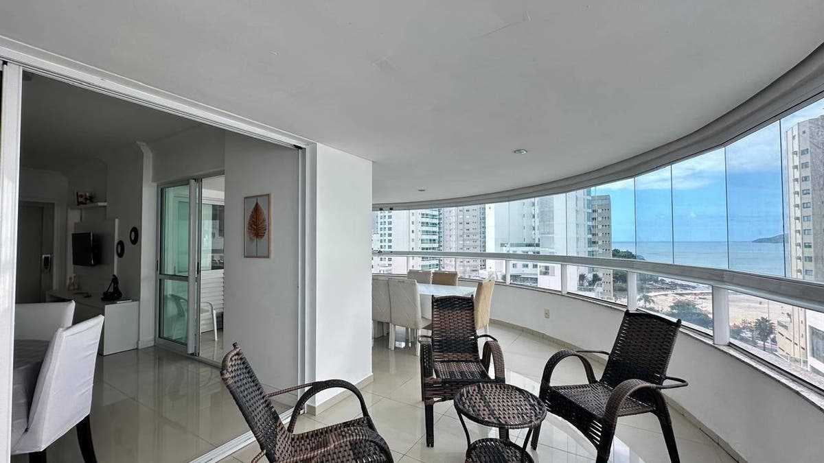APARTAMENTO VISTA MAR NA AVENIDA BRASIL - PIONEIROS, BALNEÁRIO CAMBORIÚ - Apartamento em Pioneiros, Balneário Camboriú - para locação - Brava Norte Imóveis