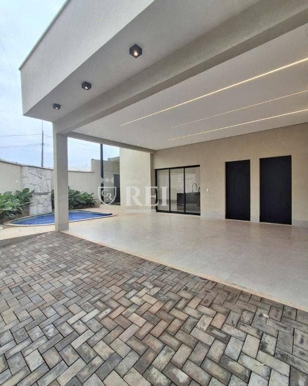 Casa com 3 dormitórios à venda, 162 m² por R$ 1.300.000,00 - Residencial Solar dos Ataídes 1ª Etapa - Rio Verde/GO - Casa em Residencial Solar dos Ataídes 1ª Etapa, Rio Verde - à venda - IMOBILIARIA REI EMPREENDIMENTOS S/S LTDA