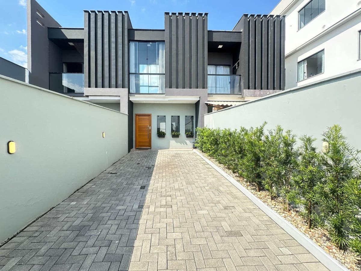 GEMINADO COM 2 SUÍTES, TRÊS RIOS DO NORTE - Casa Geminada em Três Rios do Norte, Jaraguá do Sul - à venda - IMOB Imóveis