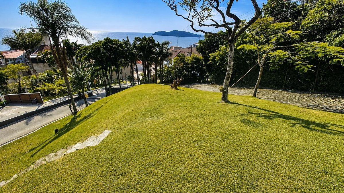 Panoramico Bombinhas Lote à Venda Vista Mar Praia Centro Bombinhas Sc - Lote/Terreno em Centro, Bombinhas - à venda - Imobiliária Rota do Sol
