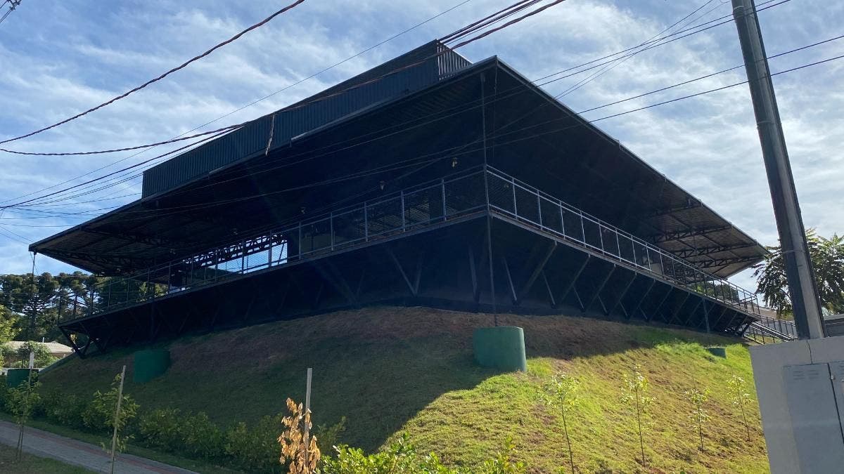 Sala Comercial Alimentação - Salas Comerciais em Bortot, Pato Branco - para locação - Imobiliária Uniq