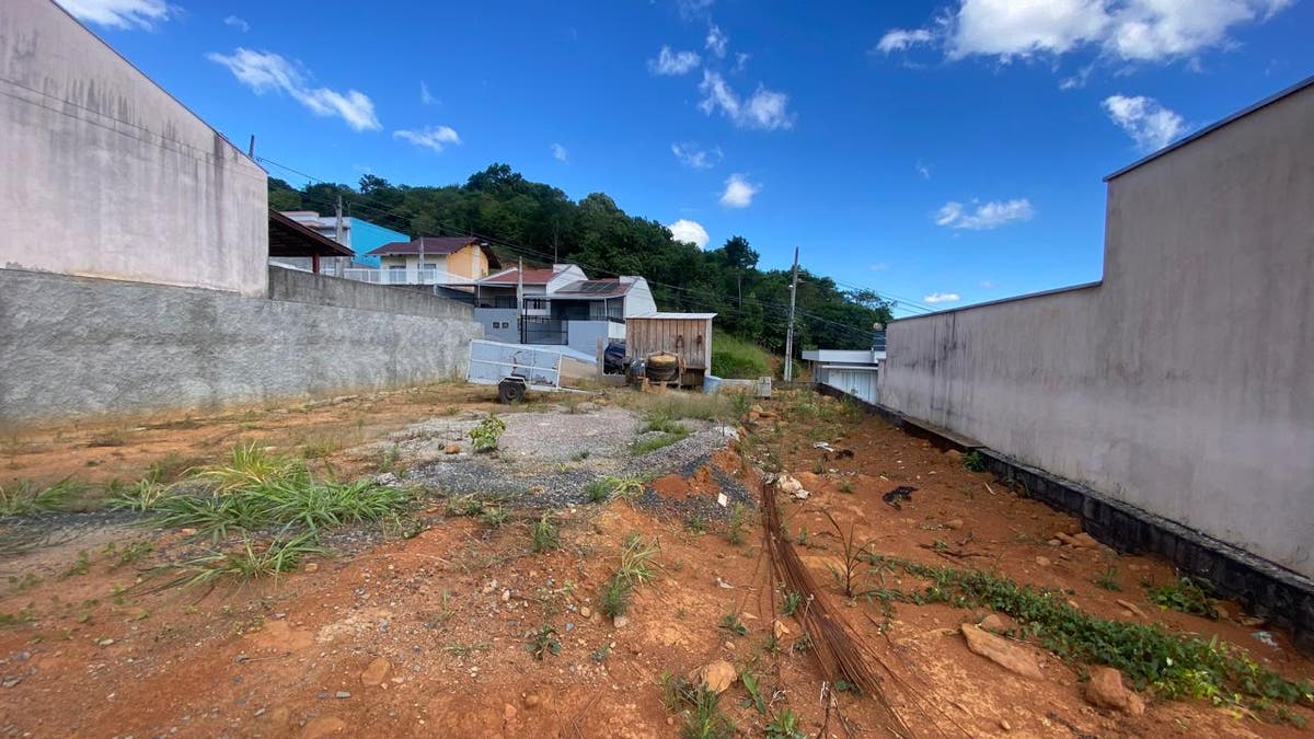 TERRENO URBANO NO BAIRRO BARRAGEM - Lote/Terreno em Barragem, Rio do Sul - à venda - Jardim Sul Imobiliária