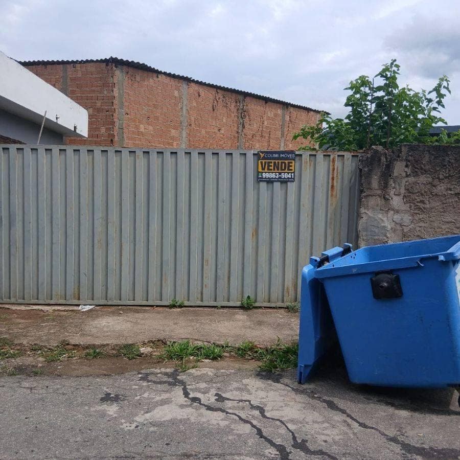 Terreno à venda, 203 m² por R$ 300.000,00 - Varginha - Itajubá/MG - Lote/Terreno em Varginha, Itajubá - à venda - Colibri Imóveis Ltda