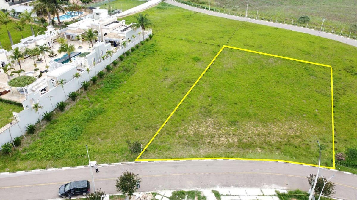 Terreno/Lote à Venda em Condomínio Solar Bandeirantes, Itupeva/SP - Lote/Terreno em Itupeva - à venda - Entry Imob