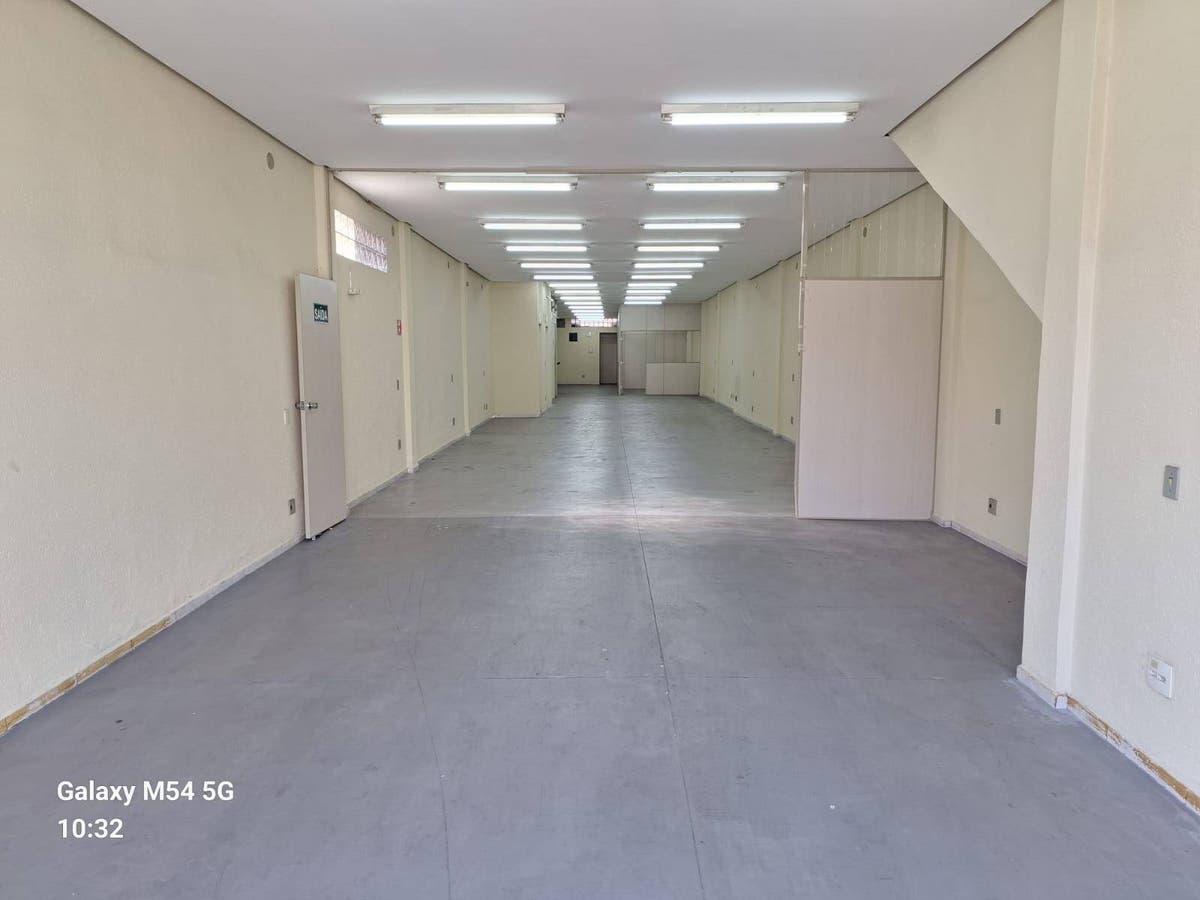 Salão Comercial para Locação 240m ² – Vila Ipojuca / Lapa - Comercial em Vila Ipojuca, São Paulo - para locação - Marie Claire Imóveis