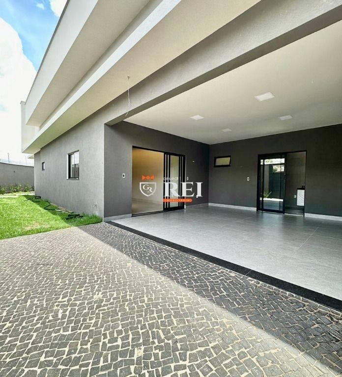 Casa com 3 dormitórios à venda, 162 m² por R$ 1.200.000,00 - Parque Das Laranjeiras Prolongamento - Rio Verde/GO - Casa em Parque das Laranjeiras Prolongamento, Rio Verde - à venda - IMOBILIARIA REI EMPREENDIMENTOS S/S LTDA