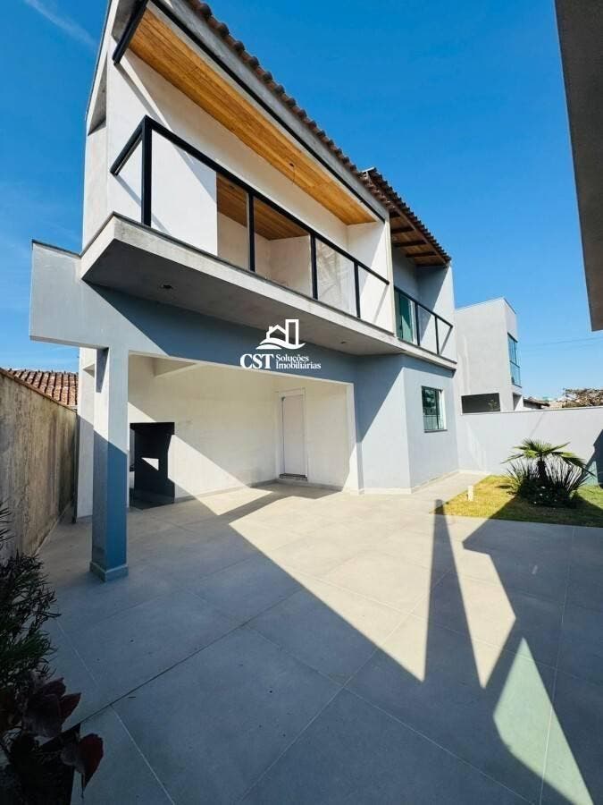 CASA COM 03 QUARTOS SENDO 01 SUÍTE NO CENTRO - Barra Velha/SC - Sobrado em Centro, Barra Velha - à venda - CST SOLUÇÕES IMOBILIARIA LTDA