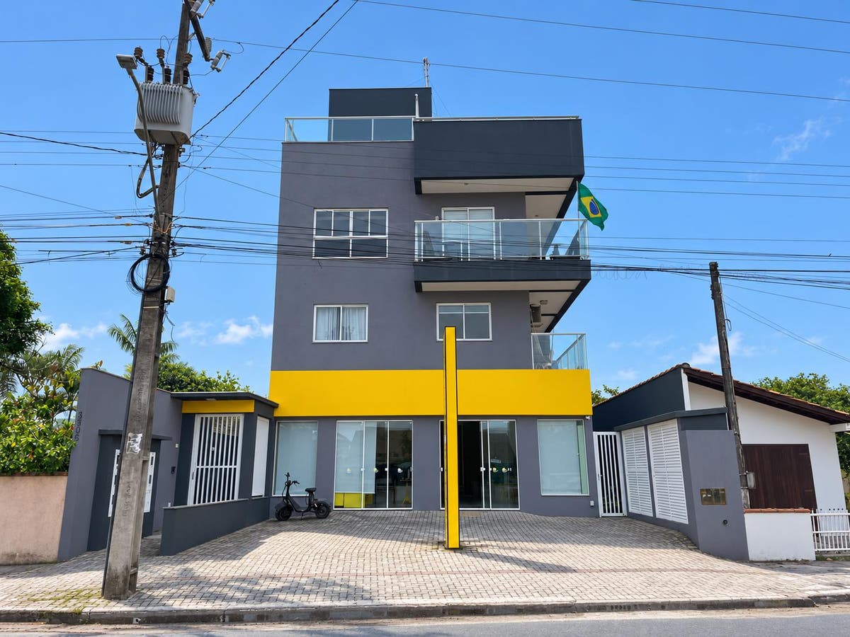 Apartamento Pronto Para Venda Á 80 Metros Da Praia - Apartamento em Barra do Sai, Itapoá - à venda - Imobiliaria Patricia Claudino