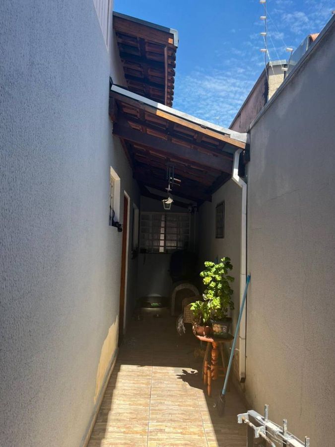 Casa com 3 Quartos à Venda, Residencial Mombaça I - Pindamonhangaba - Casa em Residencial Mombaça I, Pindamonhangaba - à venda - EDSON DERRICO IMOVEIS LTDA