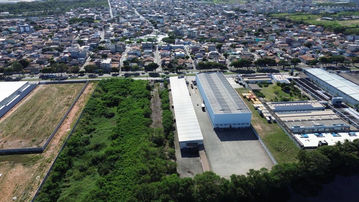 Galpão Comercial - 3000 m² - Jockey - Vila Velha/ES - Galpão em Jardim Asteca, Vila Velha - para locação - More & Corporatti Soluções Imobiliárias Ltda