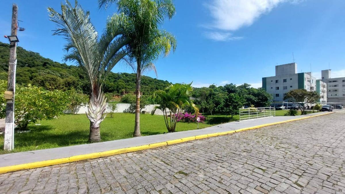 🏡 Apartamento à Venda em Camboriú – Condomínio Villa dos Cedros - Apartamento em Lídia Duarte, Camboriú - à venda - GJ Imóveis LTDA
