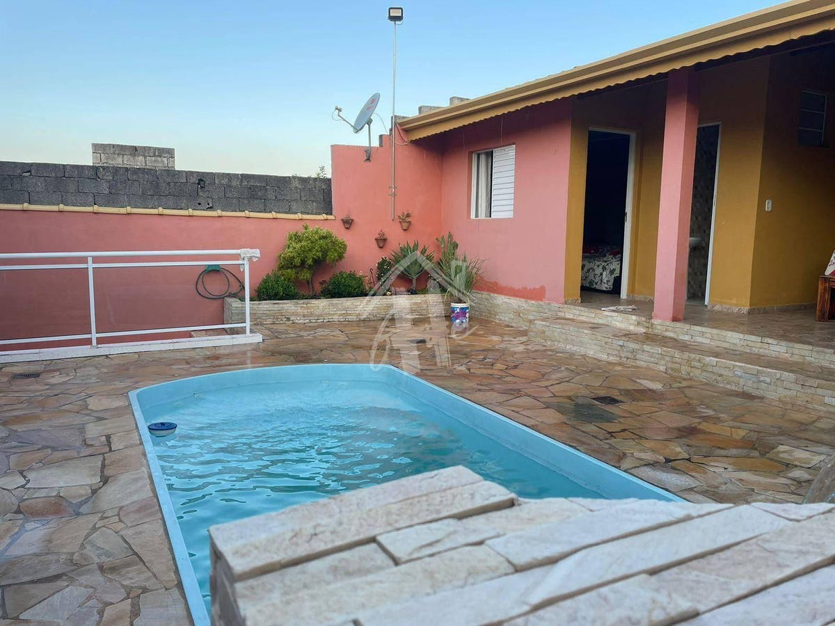 Casa a venda localizada no bairro Nova Trieste com 120m² em Jarinu-SP - Casa em Jarinu - à venda - Fiveh Soluções Imobiliárias