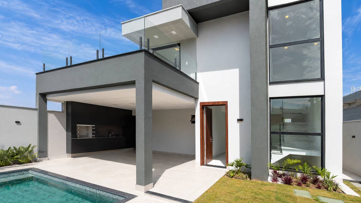 Casa Duplex de Alto Padrão com Piscina e Vista para a Lagoa em Morada do Sol – Vila Velha - Duplex em Morada do Sol, Vila Velha - à venda - Kaca Imoveis LTDA
