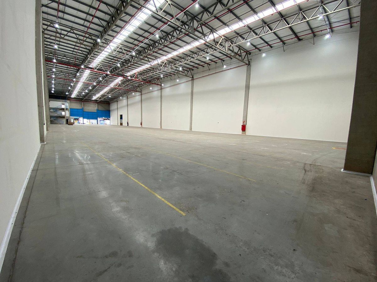 Galpão para alugar na Avenida Tower Automotive em Arujá/SP - 7.000 m² - Galpão em Laranja Azeda, Arujá - para locação - PERENNIAL ASSESSORIA E SERVIÇOS LTDA EPP