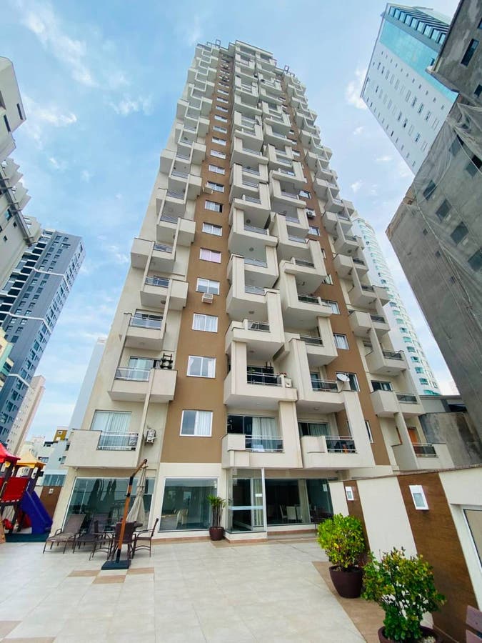 Aluguel Anual - Frente Mar - Ed. Saint Tropez - Apartamento em Centro, Balneário Camboriú - para locação - TK Imóveis