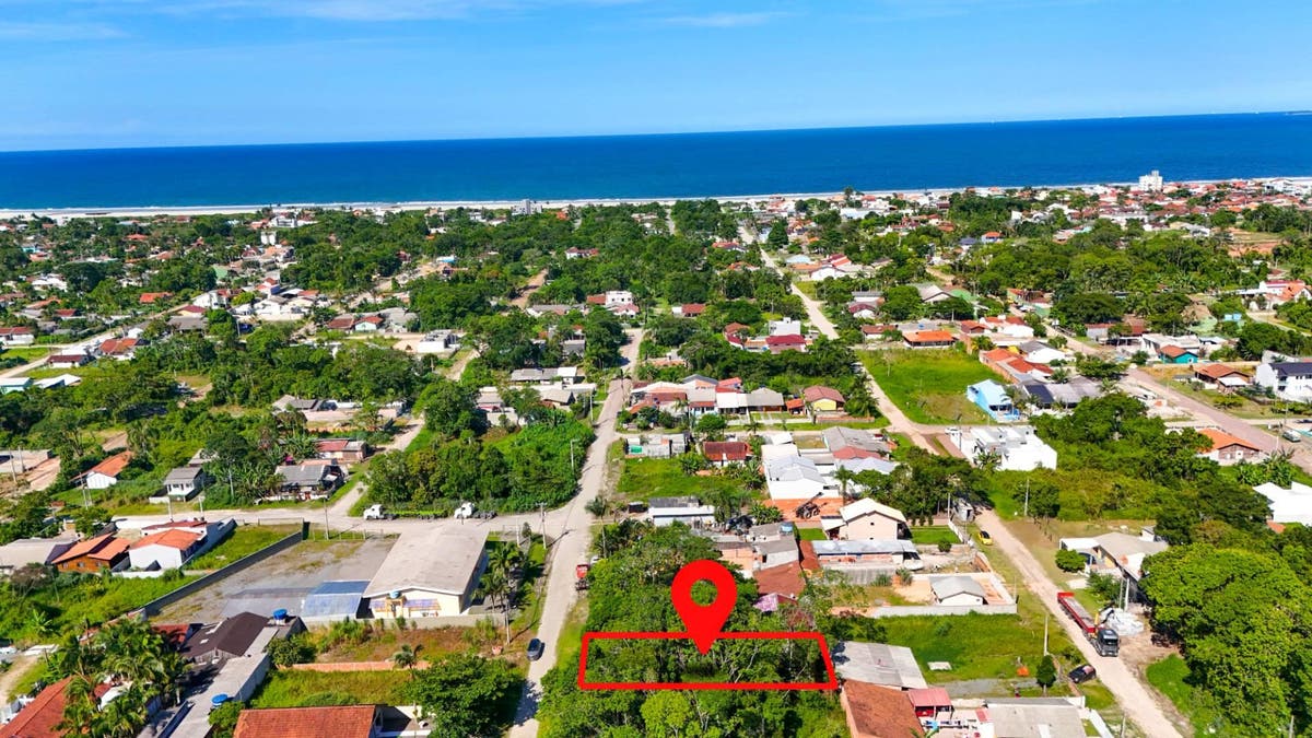 Terreno com 384 m² no Balnéario Uirapuru. - Lote/Terreno em Uirapuru, Itapoá - à venda - MOMENTO CONSULTORIA IMOBILIÁRIA LTDA
