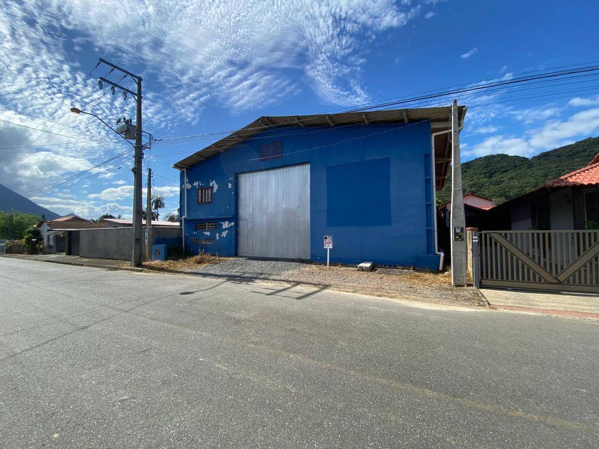Galpão no bairro Seminário - Galpão em Seminário, Corupá - para locação e à venda - CONSTRUTORA O.R. LTDA