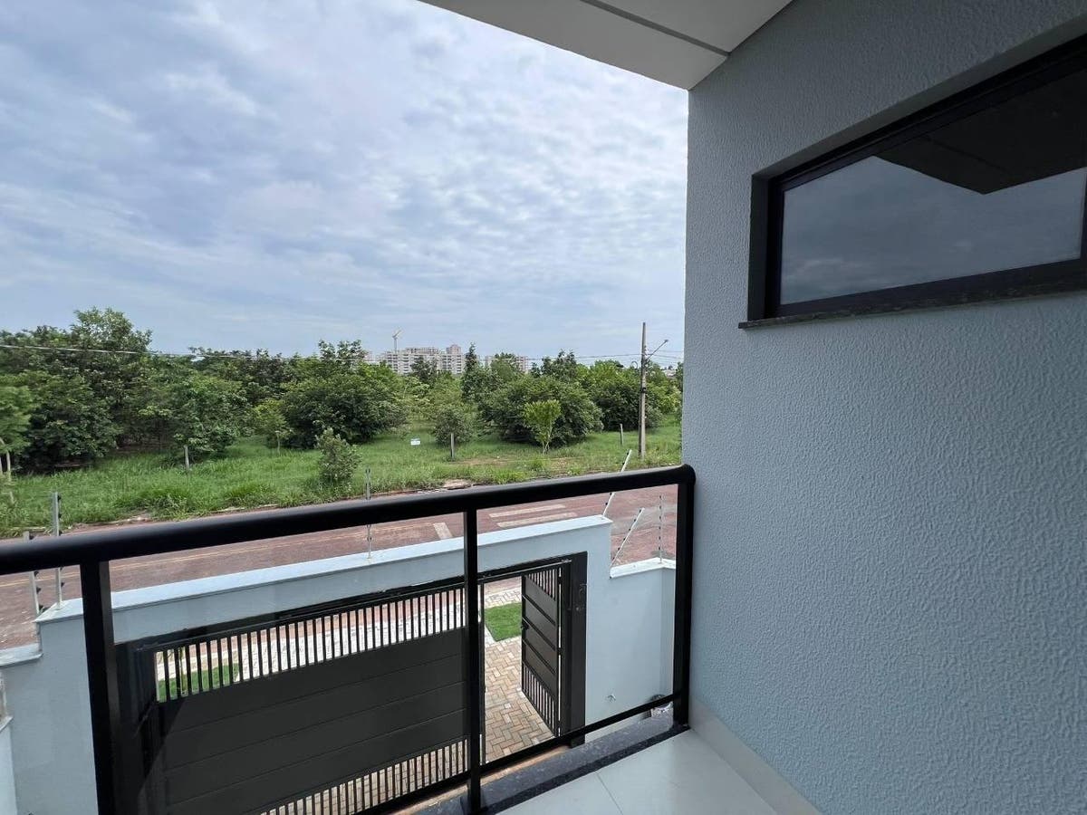 SOBRADO NO RESIDENCIAL DEVILLE - Sobrado em Sinop - à venda - CASA GOLD IMÓVEIS