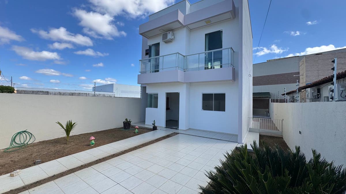 Casa - Loteamento Santa Maria - Duplex em Cajazeiras - à venda - V5 IMOBILIÁRIA